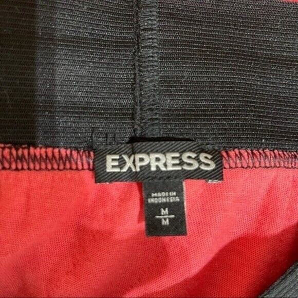 EXPRESS Women Mini Skirt Sz M Ruffle Mech - Picture 7 of 12